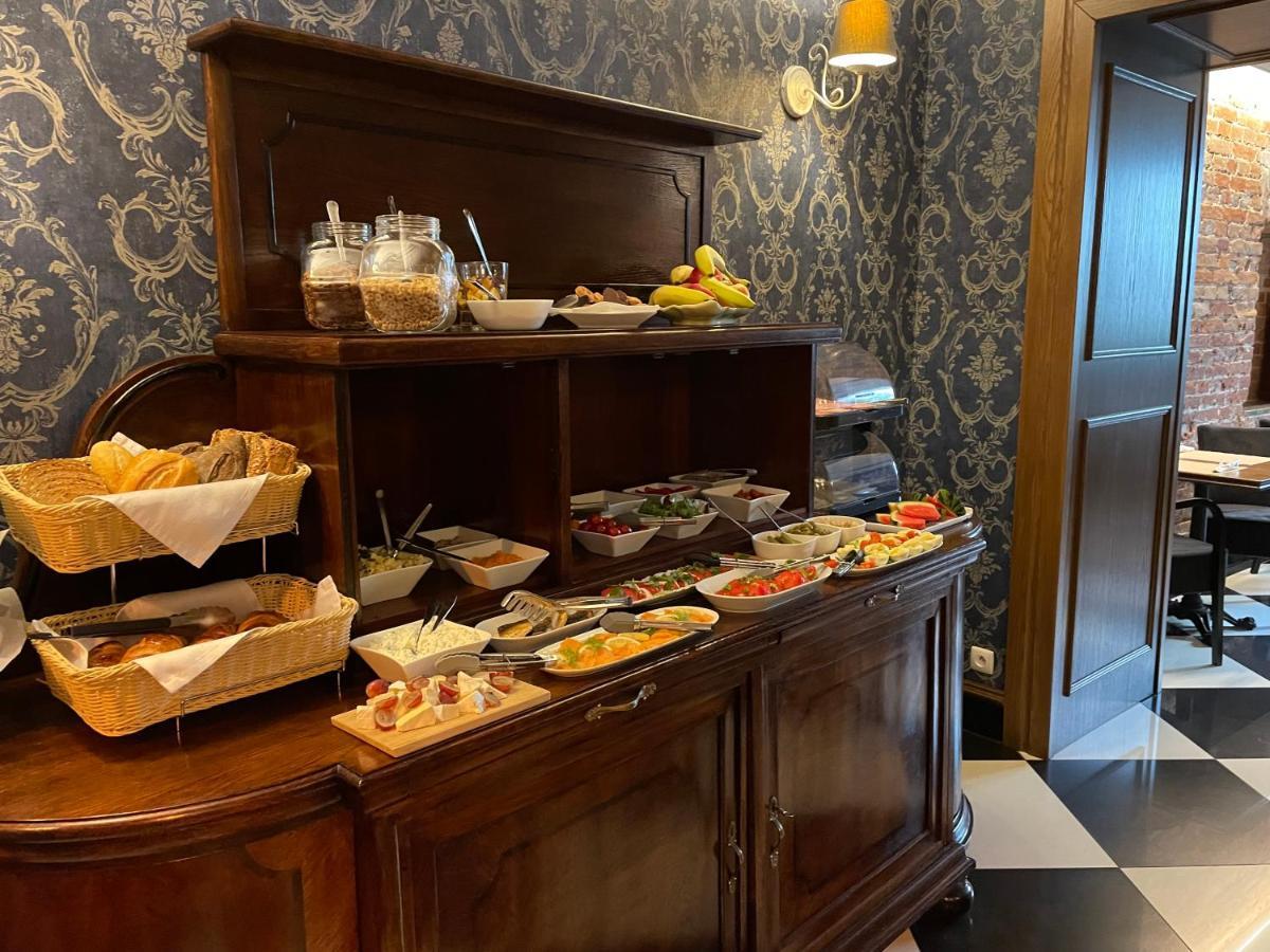 Sleepwalker Boutique Suites Вроцлав Екстериор снимка
