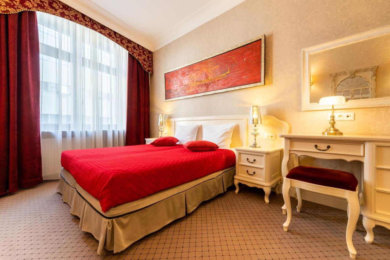 Sleepwalker Boutique Suites Вроцлав Екстериор снимка