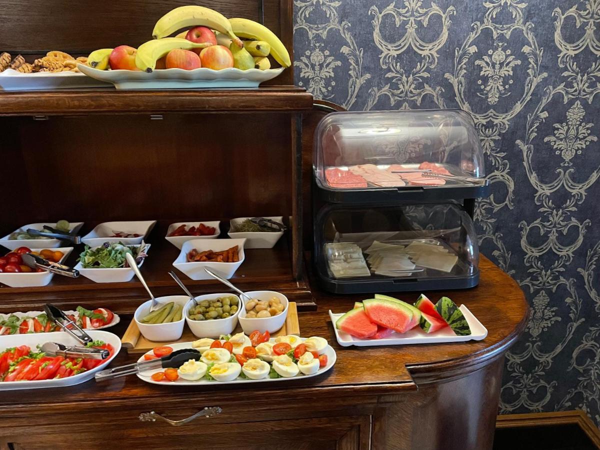 Sleepwalker Boutique Suites Вроцлав Екстериор снимка