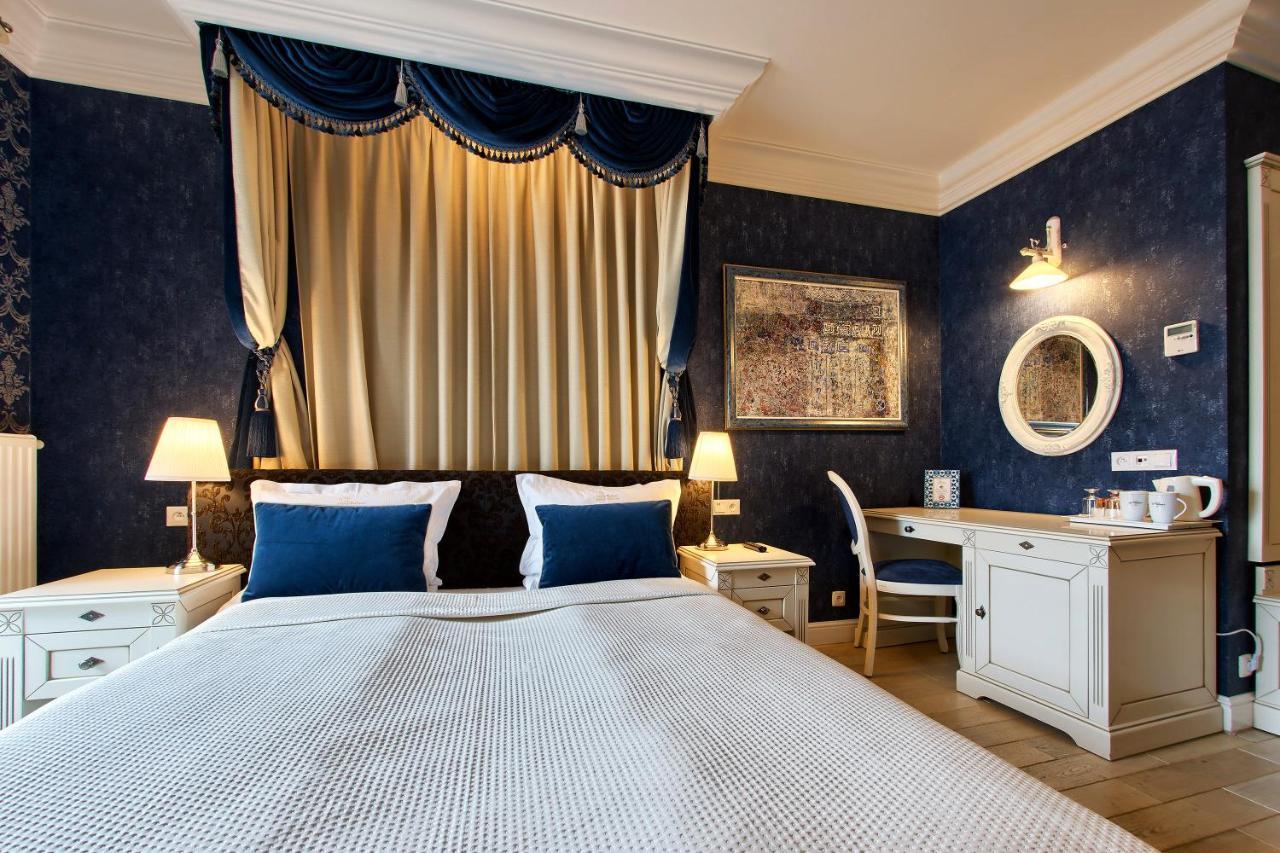 Sleepwalker Boutique Suites Вроцлав Екстериор снимка