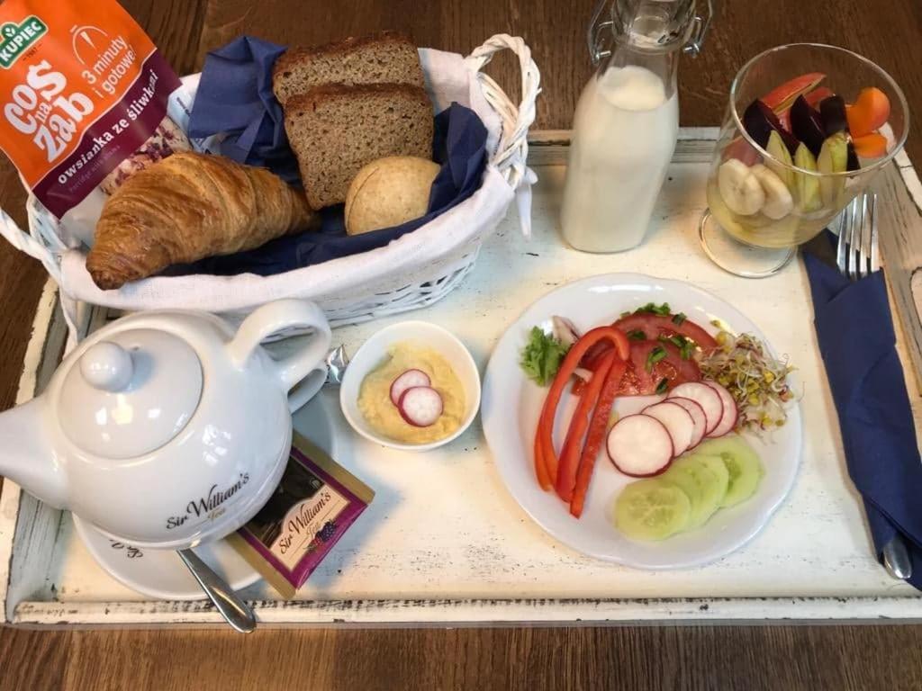Sleepwalker Boutique Suites Вроцлав Екстериор снимка