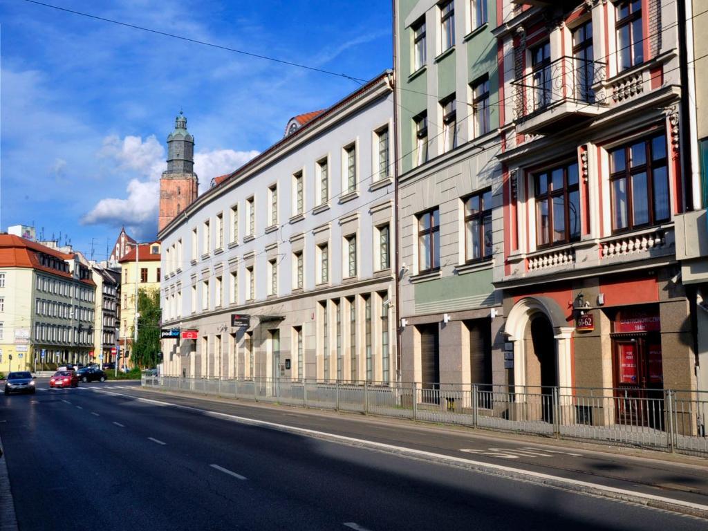 Sleepwalker Boutique Suites Вроцлав Екстериор снимка