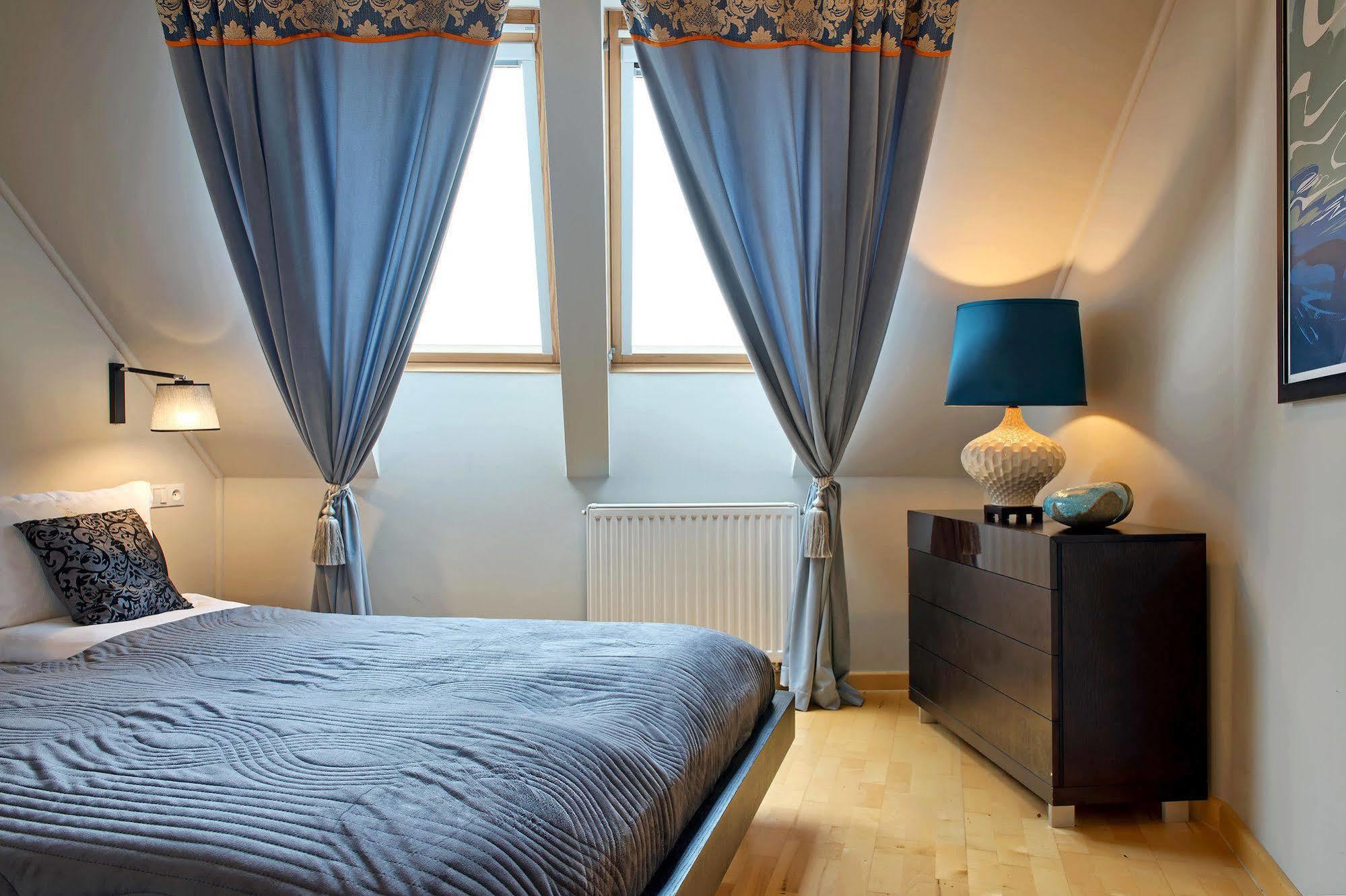 Sleepwalker Boutique Suites Вроцлав Екстериор снимка