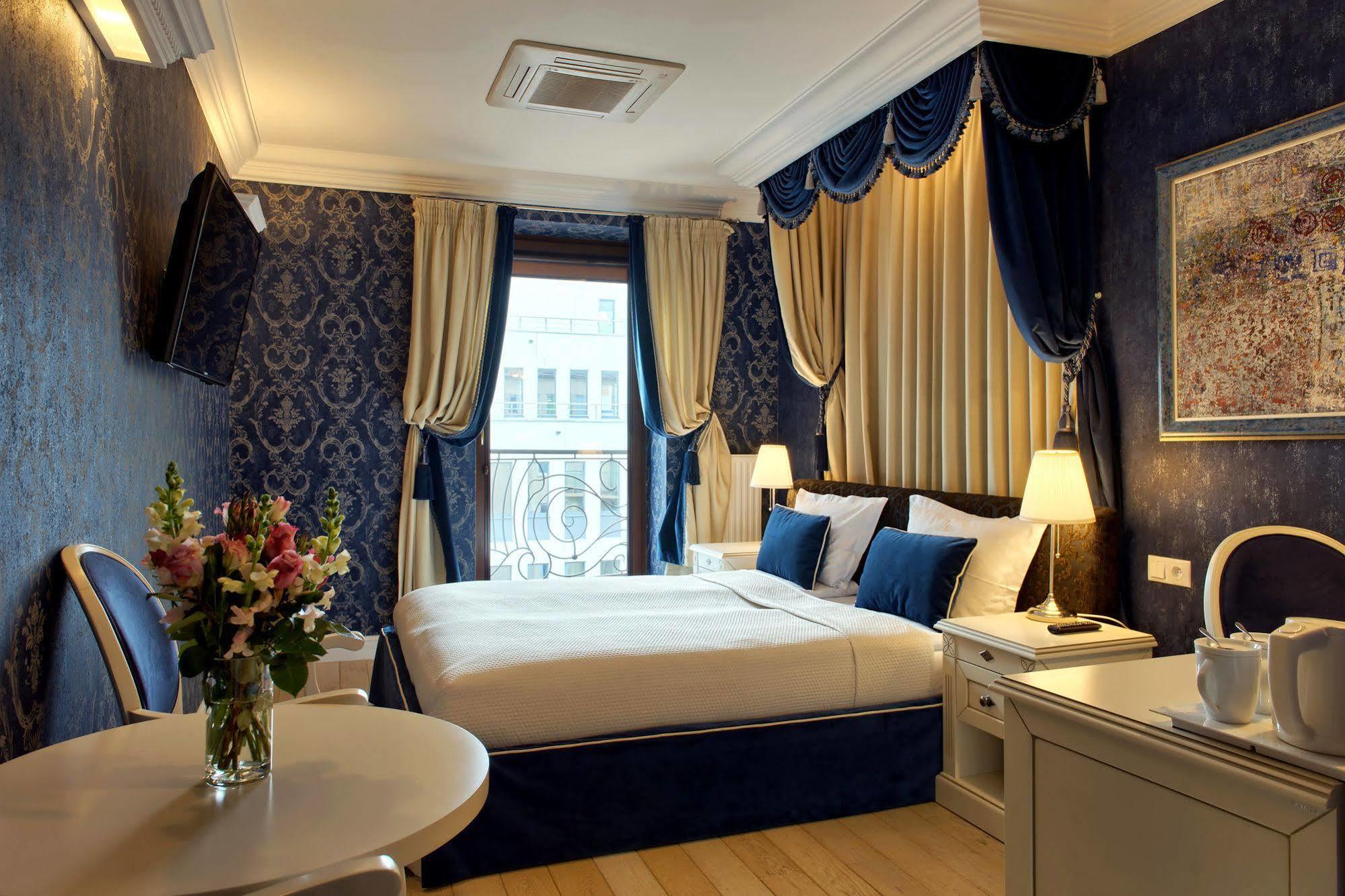 Sleepwalker Boutique Suites Вроцлав Екстериор снимка