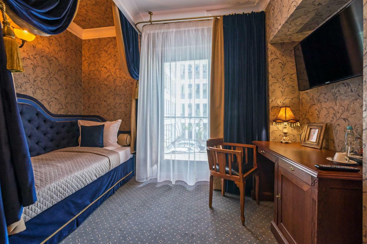 Sleepwalker Boutique Suites Вроцлав Екстериор снимка