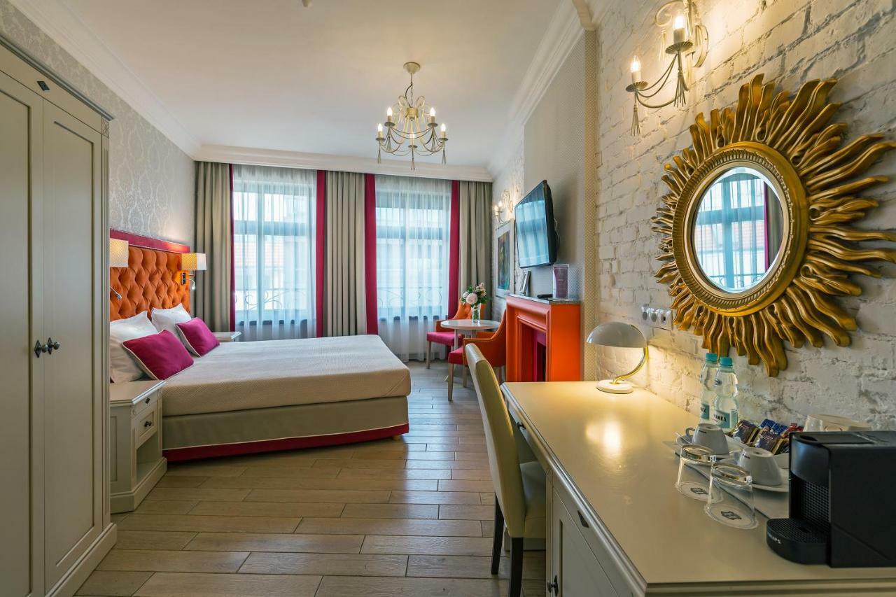 Sleepwalker Boutique Suites Вроцлав Екстериор снимка