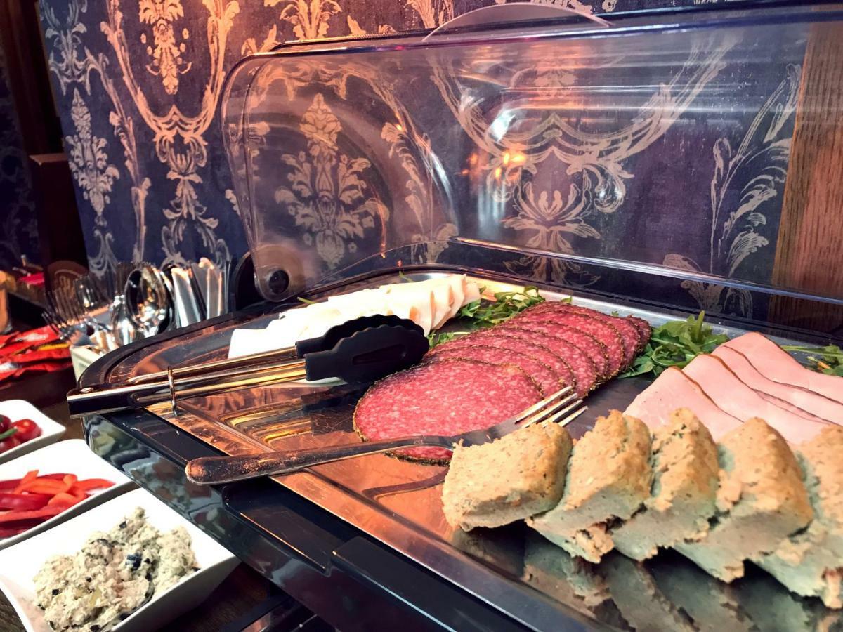 Sleepwalker Boutique Suites Вроцлав Екстериор снимка